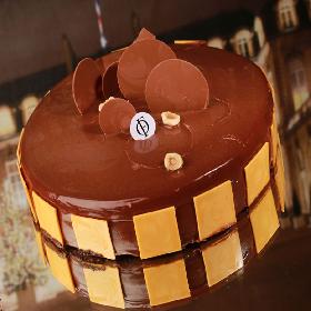 almond hazelnut 500gms online cake booking
