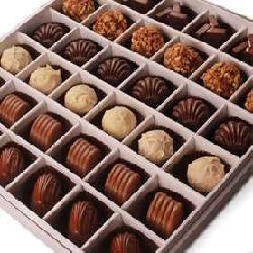 Box of 36 chocolate pralines 
