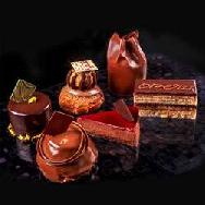 Assortments of the finest 6 pastry (pastries with egg)