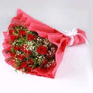 Hand Bouquet of Red Roses