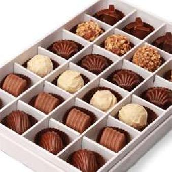 Box of 24 chocolate pralines 